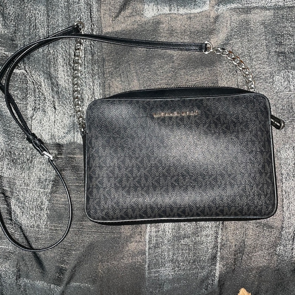 MK purse